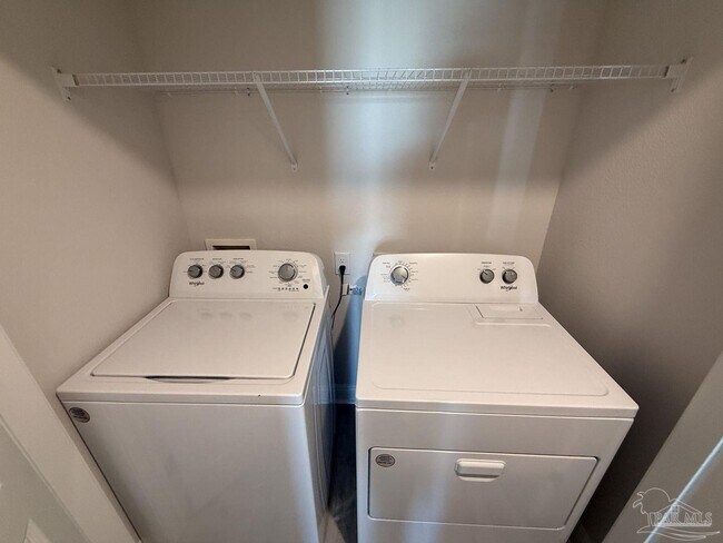 Building Photo - 8778 Meadow Flower Ln