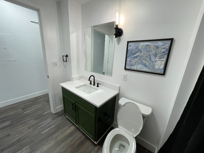 Building Photo - 1364 Still Water Dr