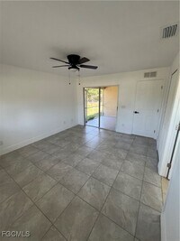 Building Photo - 1414 W 12th St