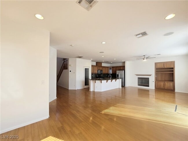 Building Photo - 7423 Coyote Cave Ave