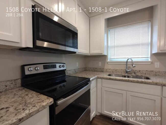 Building Photo - 1508 Coyote Hls