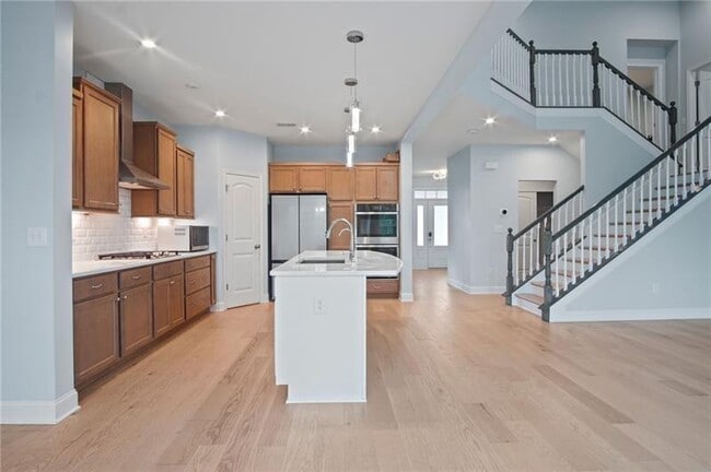 Building Photo - 7945 Garnet Trce