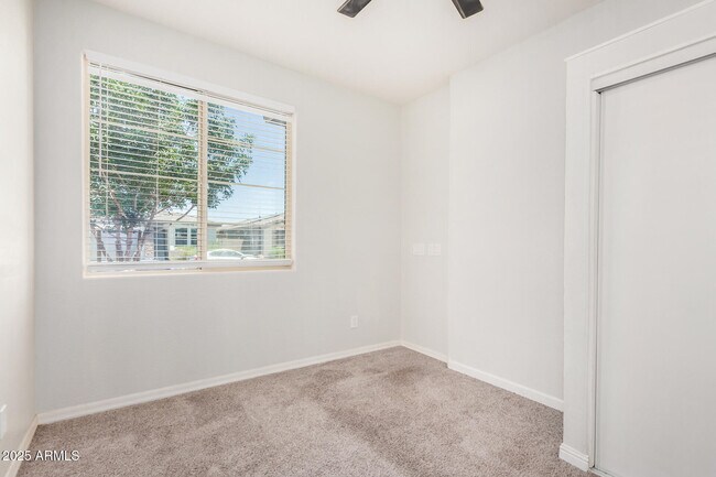 Building Photo - 12377 W Whyman Ave