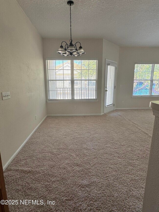 Building Photo - 12423 Forest Lake Cir W