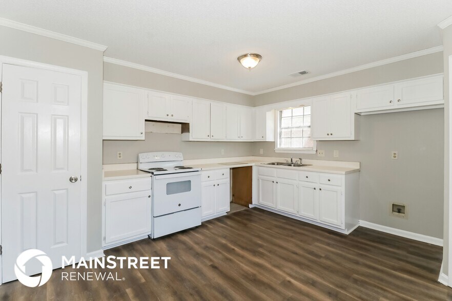 Building Photo - 7589 Shelby Woods Cove