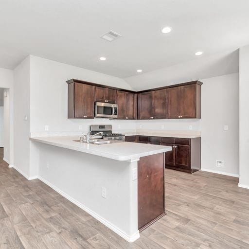 Building Photo - 1827 Gibbons Creek Dr