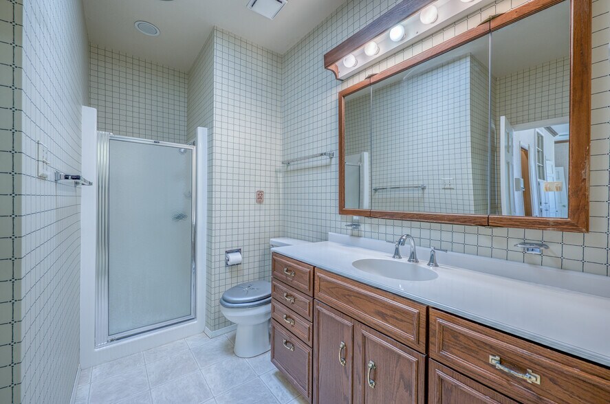 Building Photo - 2611 N Kentucky Ave