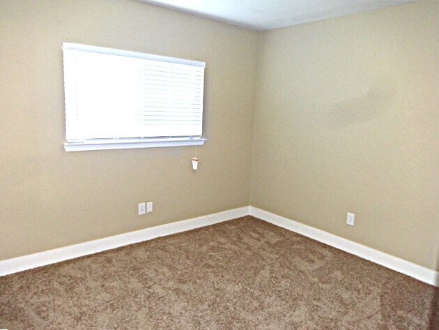 Building Photo - 7507 Pheasant Grove Dr