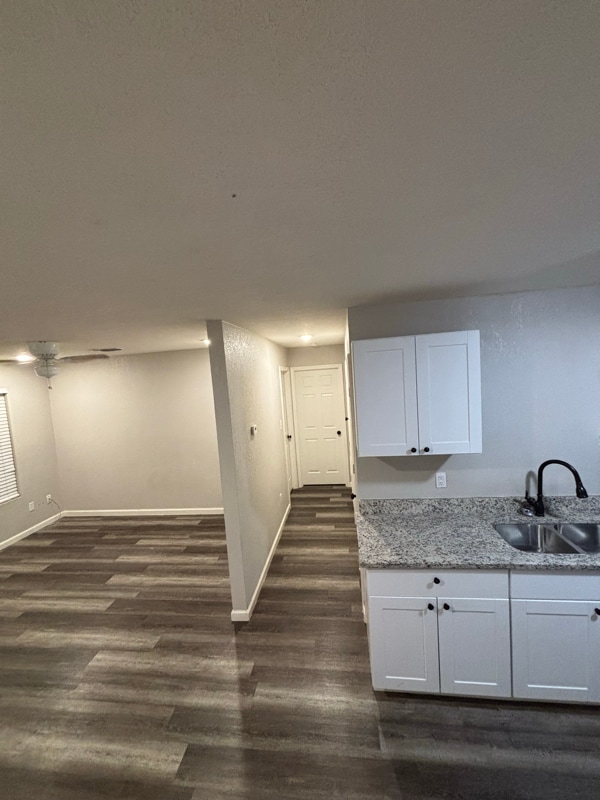 Building Photo - 822 Maple St