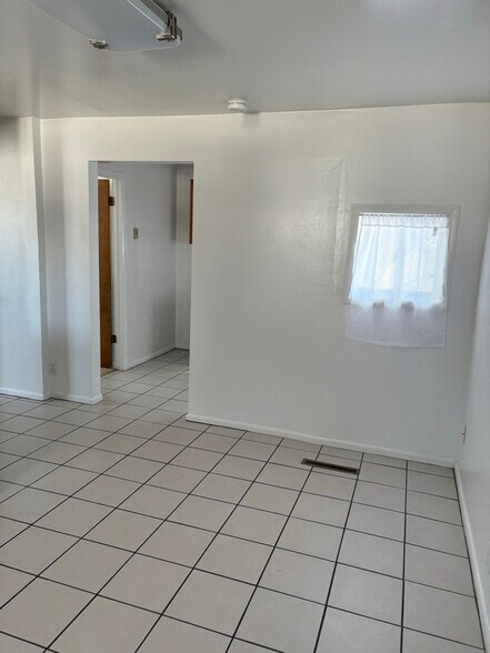 Building Photo - 1317 S 400 E