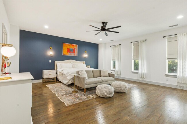 Building Photo - 10630 Greengarden Rd