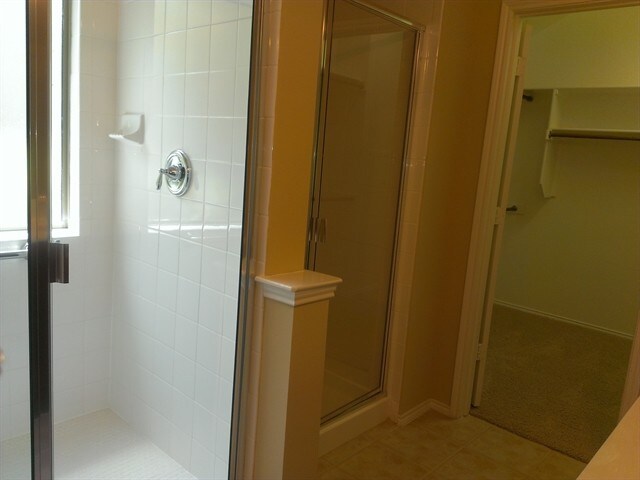 Building Photo - 5004 Birchwood Dr