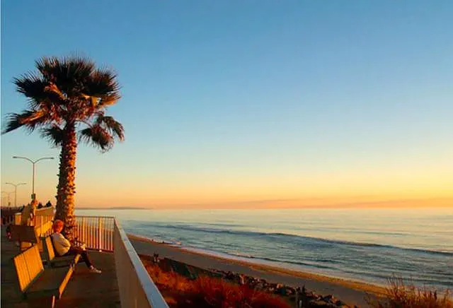 Building Photo - Fully Furnished Upscale Carlsbad Townhouse...