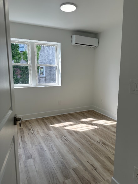 Building Photo - 7810 Limekiln Pk