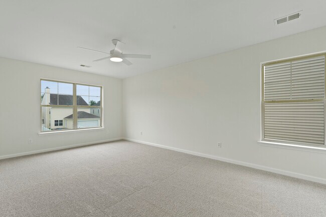 Building Photo - 3 Chandler Bluff Dr