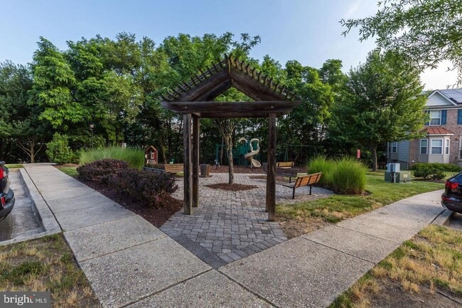 Building Photo - 4719 Springmaid Ln