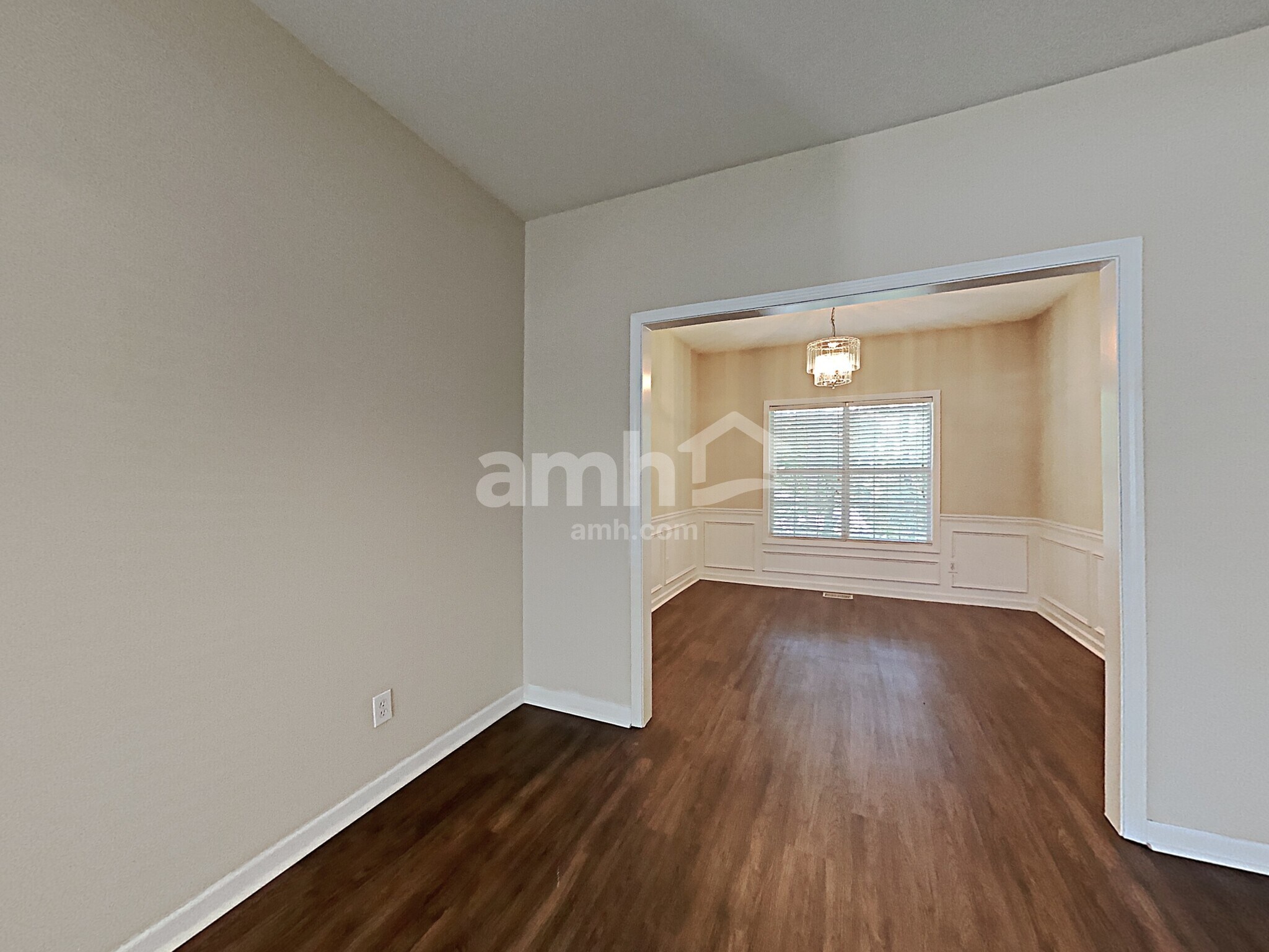 Building Photo - 2687 McGuire Dr NW