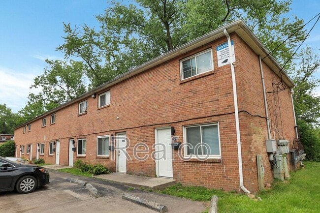 Building Photo - 2850 Baughman Ave