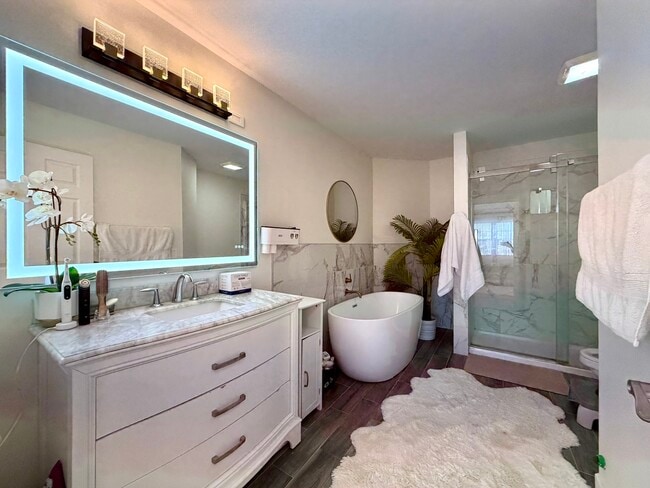 Building Photo - 2350 County Farm Ln