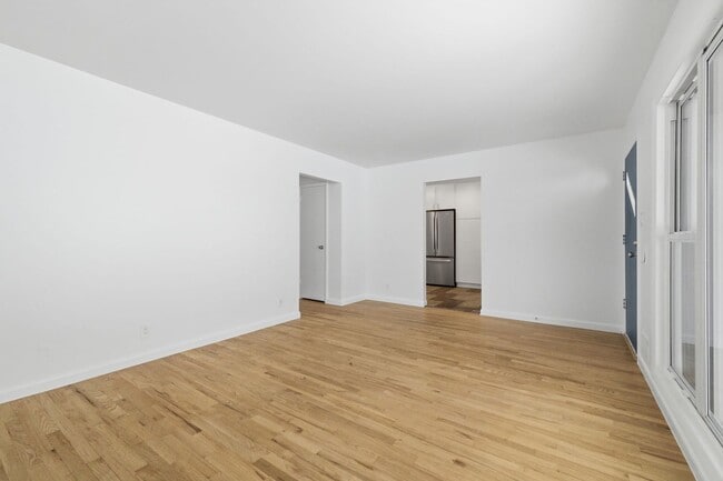 Building Photo - Spacious 5-Bedroom Home with Modern Updates and Natural Light