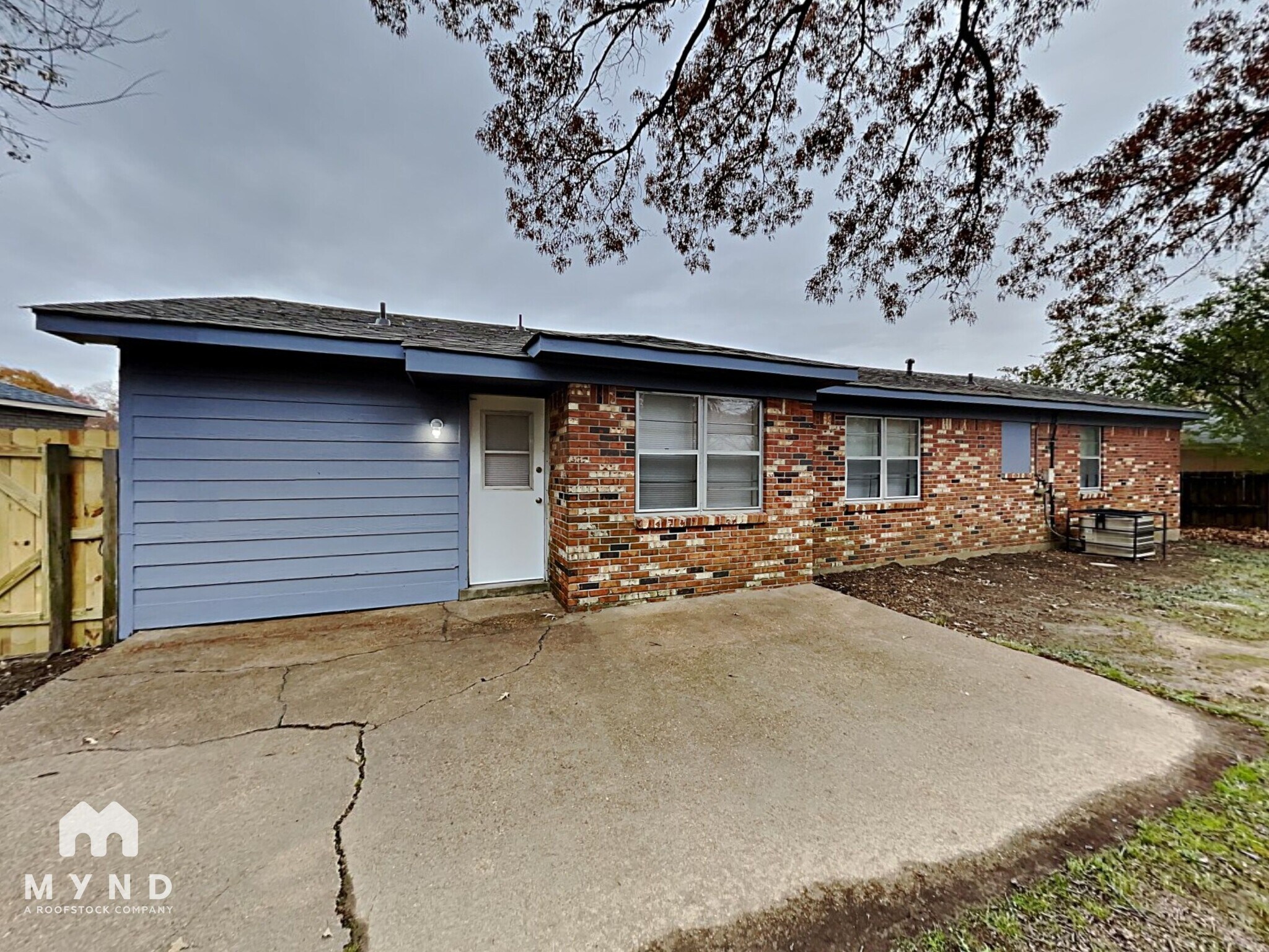 Building Photo - 4328 Bayberry Dr