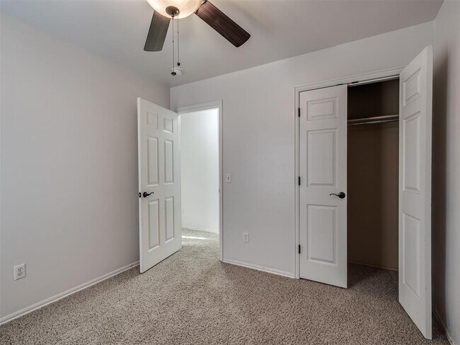 Building Photo - 12276 SW 10th St