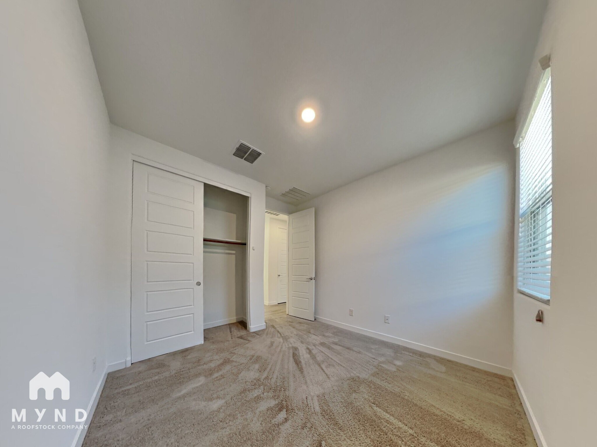 Building Photo - 19353 W Elm St