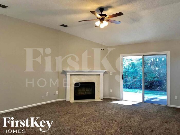 Building Photo - 2563 Watermill Dr