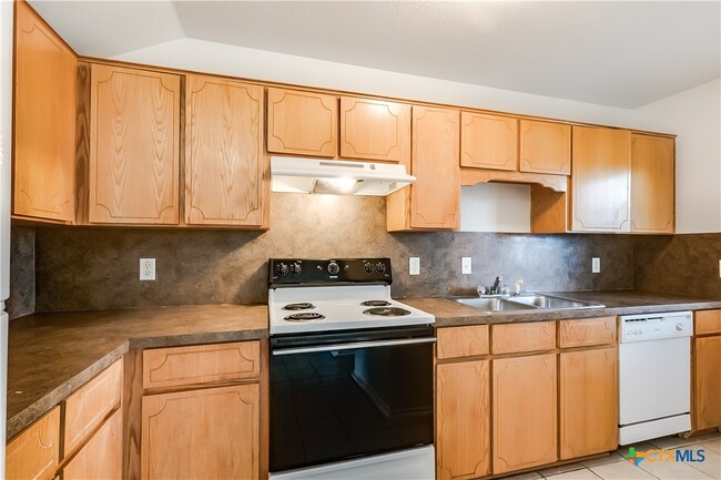 Building Photo - 4005 Doraine Ct