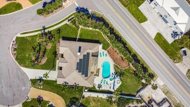 Building Photo - 200 Islamarada Ct