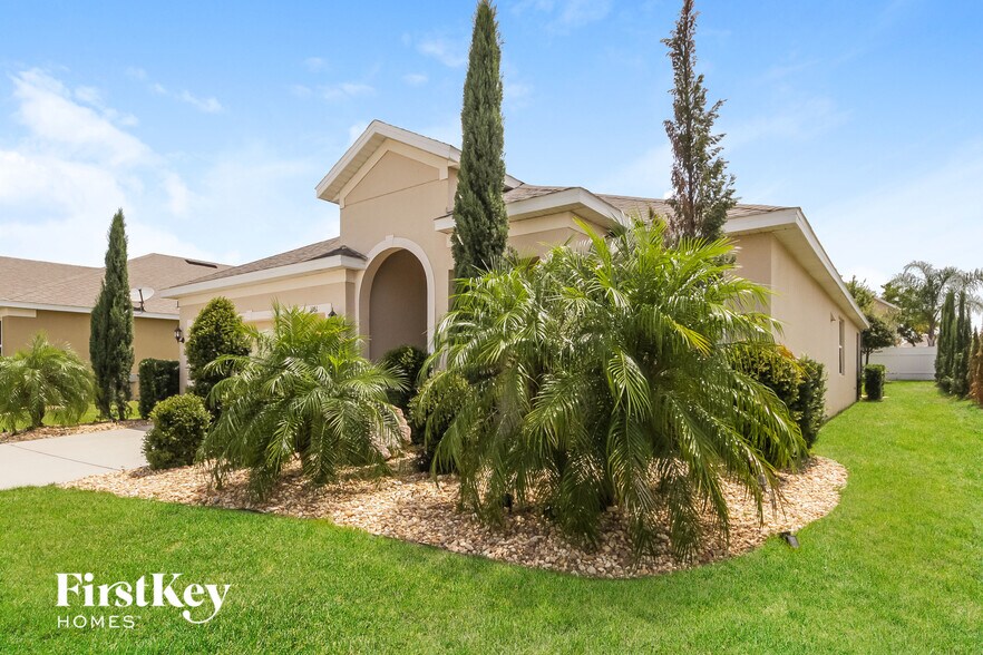 Building Photo - 1161 Merion Dr