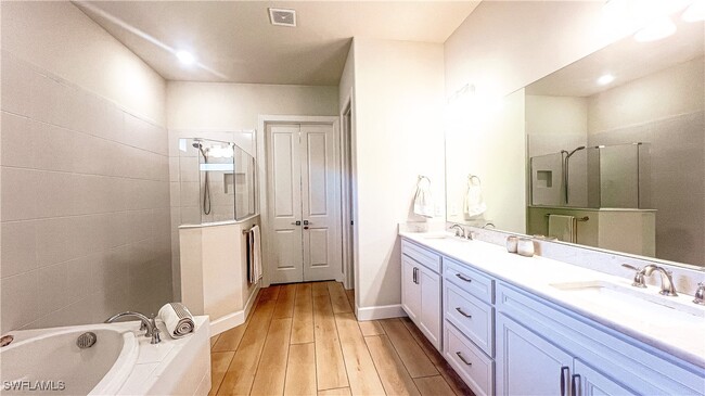 Building Photo - 9547 Curlew Dr