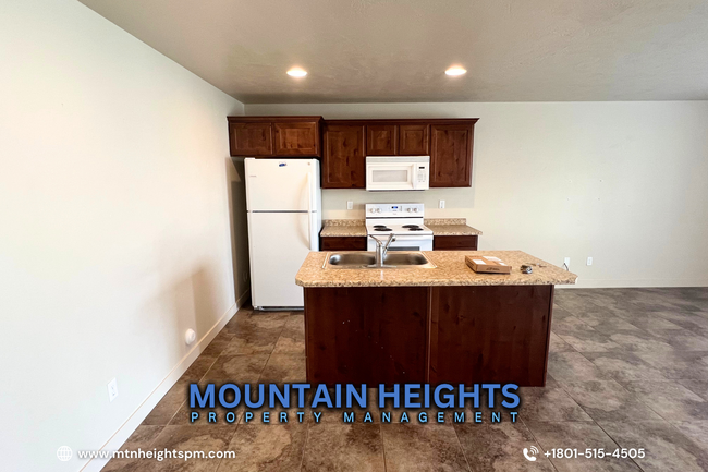 Building Photo - 14391 S Oakfield Way