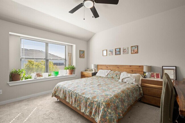 Building Photo - 195 Waterside Rd