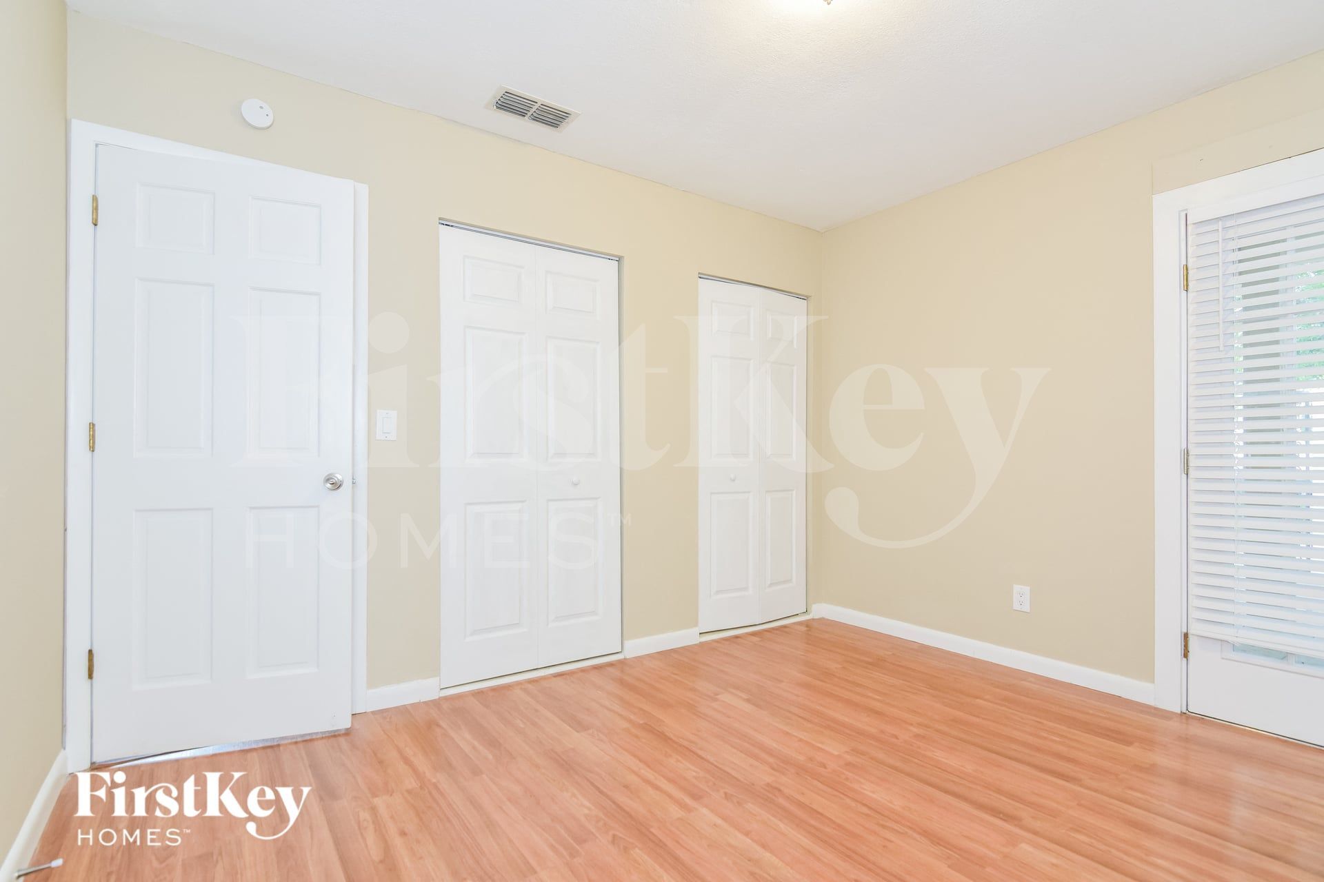 Building Photo - 8006 La Serena Dr