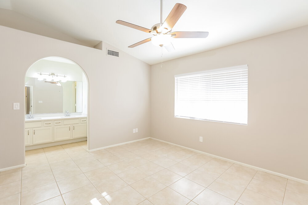 Building Photo - 7056 W Eva St