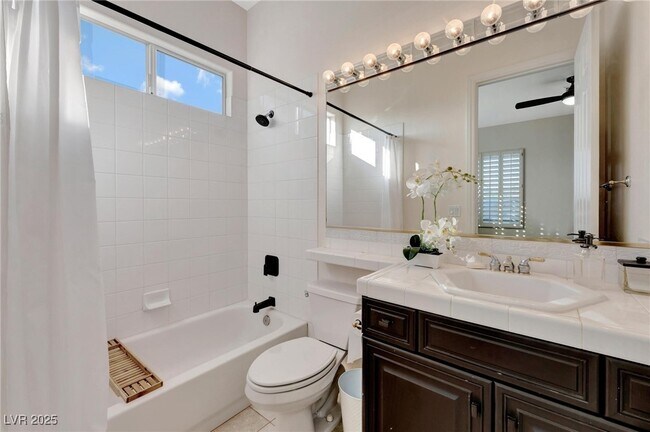 Building Photo - 904 Pont Chartrain Dr