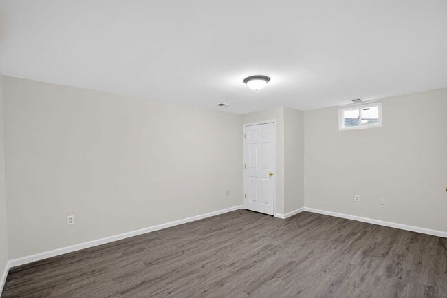 Building Photo - 3734 Hastings Ct