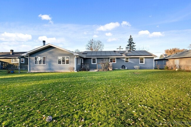 Building Photo - 1685 Sheffer Road