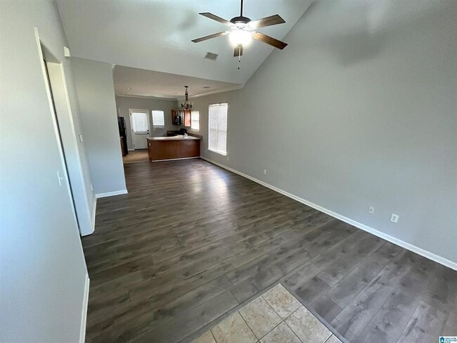 Building Photo - 2 bed, 2 bath townhome in Calera