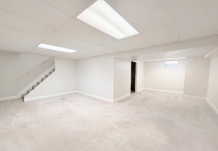 Building Photo - 1379 Gumbert Dr