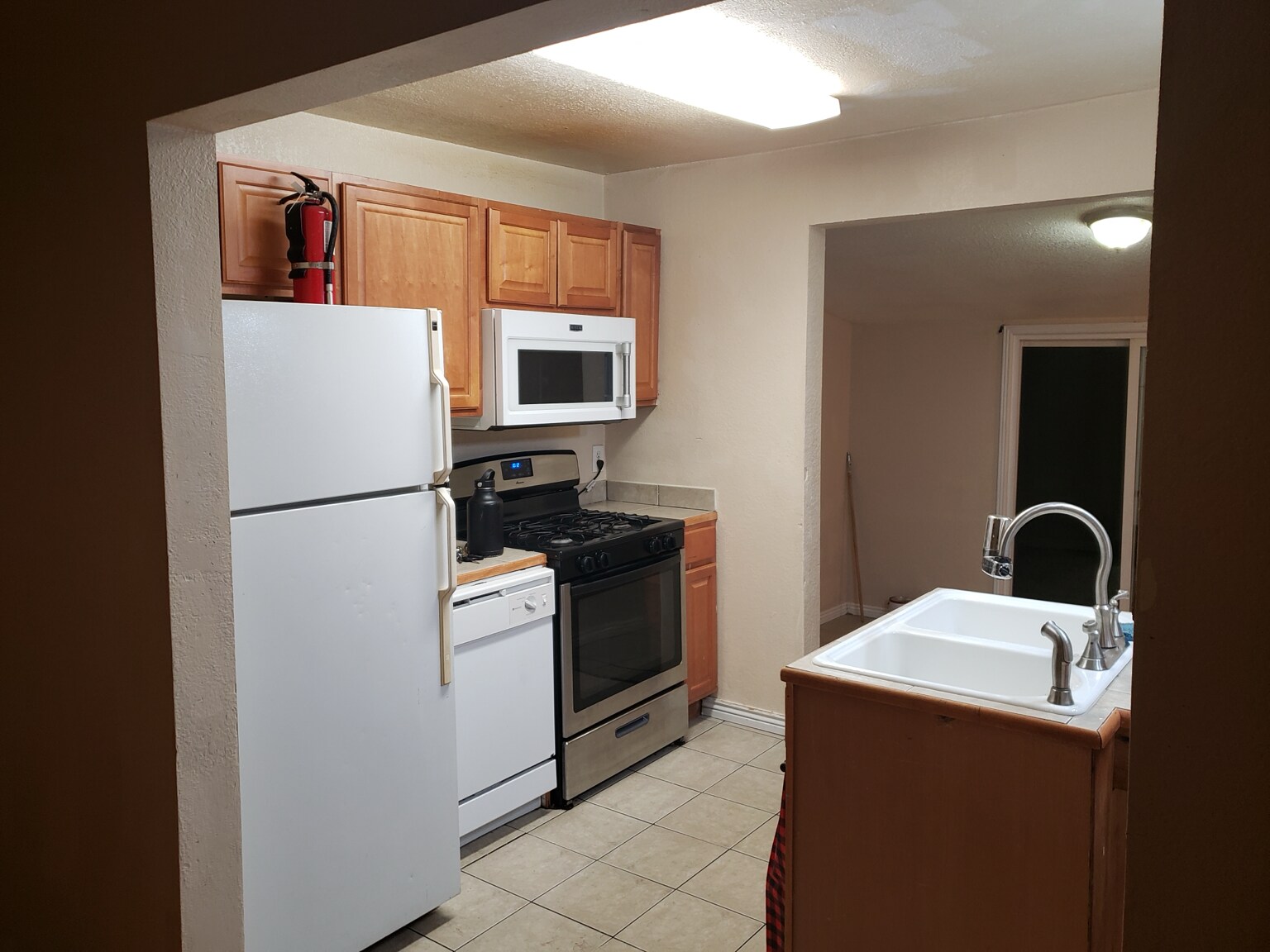 Building Photo - 1181 Newark St