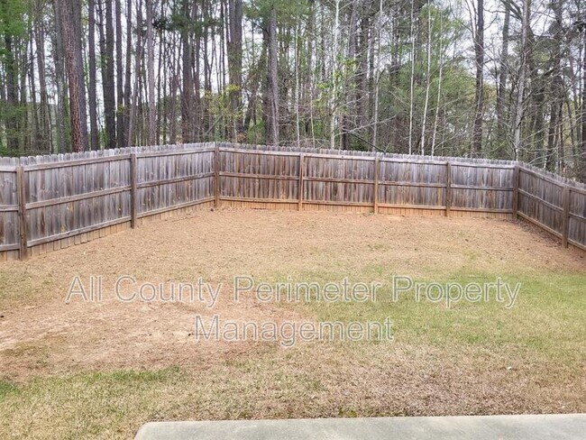 Building Photo - 3748 Sycamore Bend