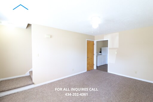 Building Photo - Updated 2BR with Private Entry, Spacious Yard, & Washer and Dryer Included