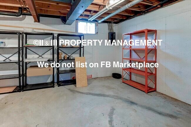 Building Photo - 537 NW Valleybrook Rd