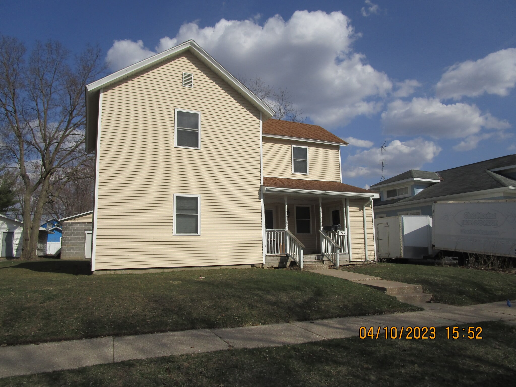 Front of House - 309 S K St