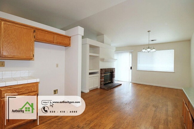 Building Photo - 1117 Grouse Dr