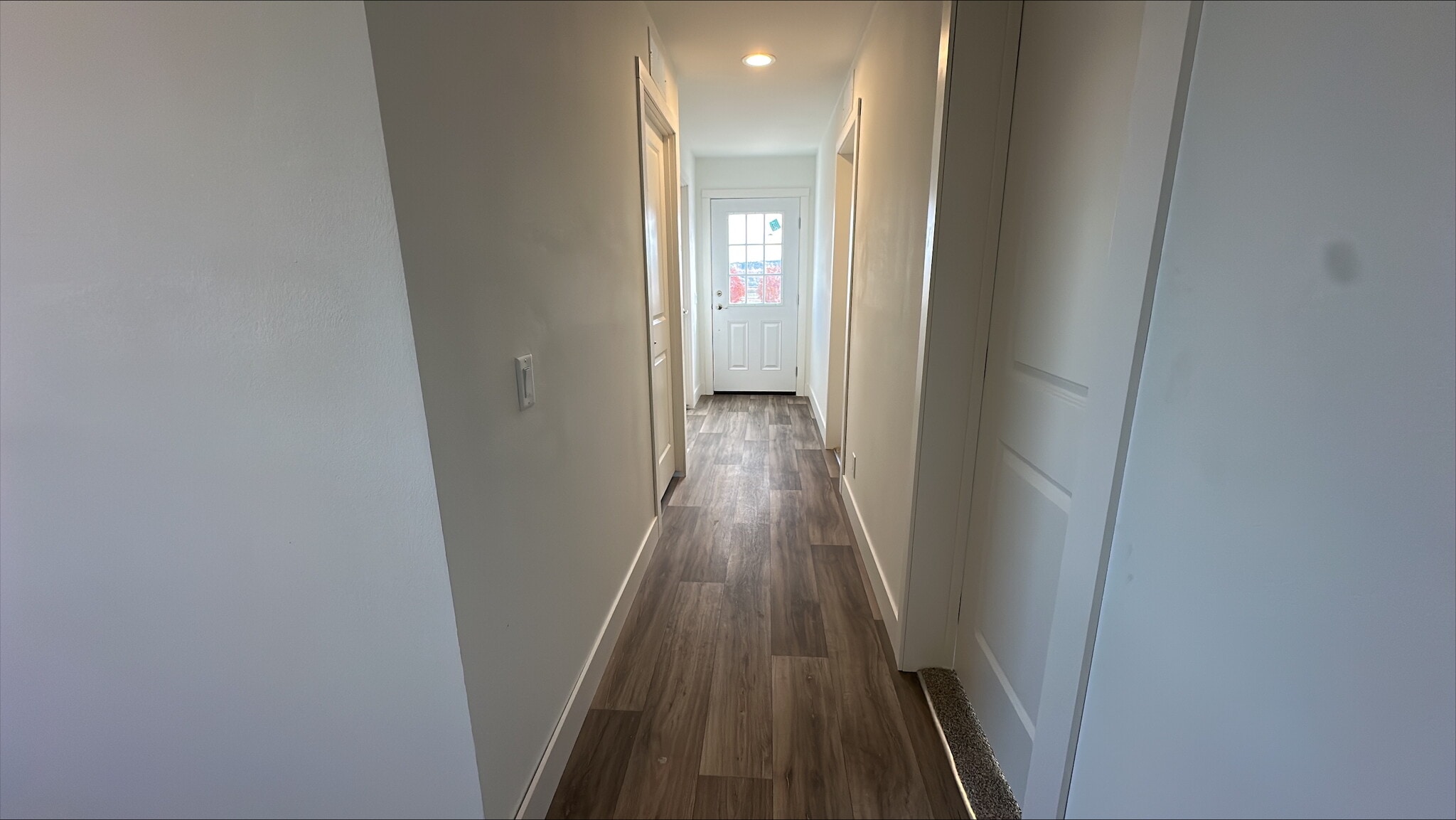 Building Photo - 6 Lapin St