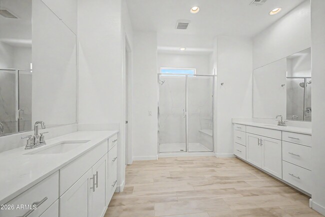 Building Photo - 7646 W Desert Spoon Dr