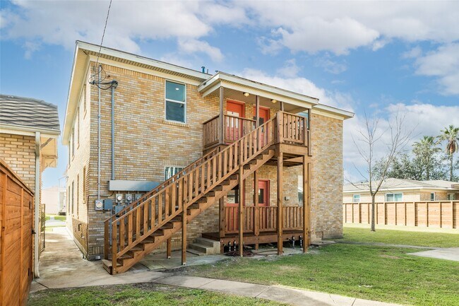 Building Photo - 2516 Avenue K